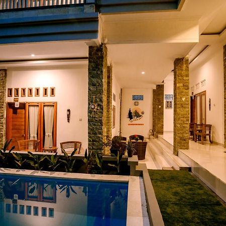 The Puncak Santhi Inn Batununggul Kültér fotó