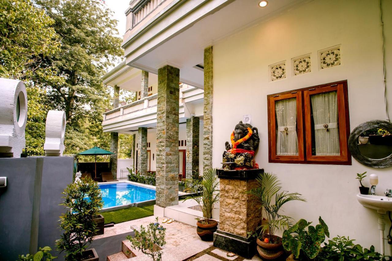 The Puncak Santhi Inn Batununggul Kültér fotó