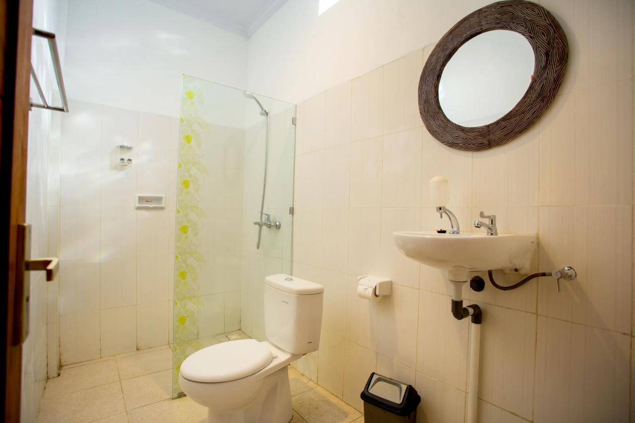 The Puncak Santhi Inn Batununggul Kültér fotó